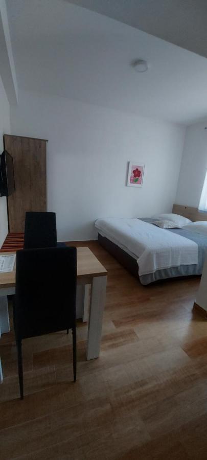 Apartmani Barka Неум Екстериор снимка