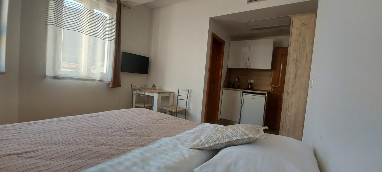 Apartmani Barka Неум Екстериор снимка